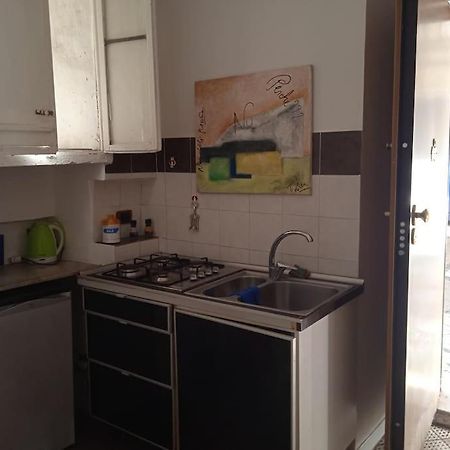 Il Cortiletto, Spazio Alla Fantasia Apartment Napoli Exterior foto